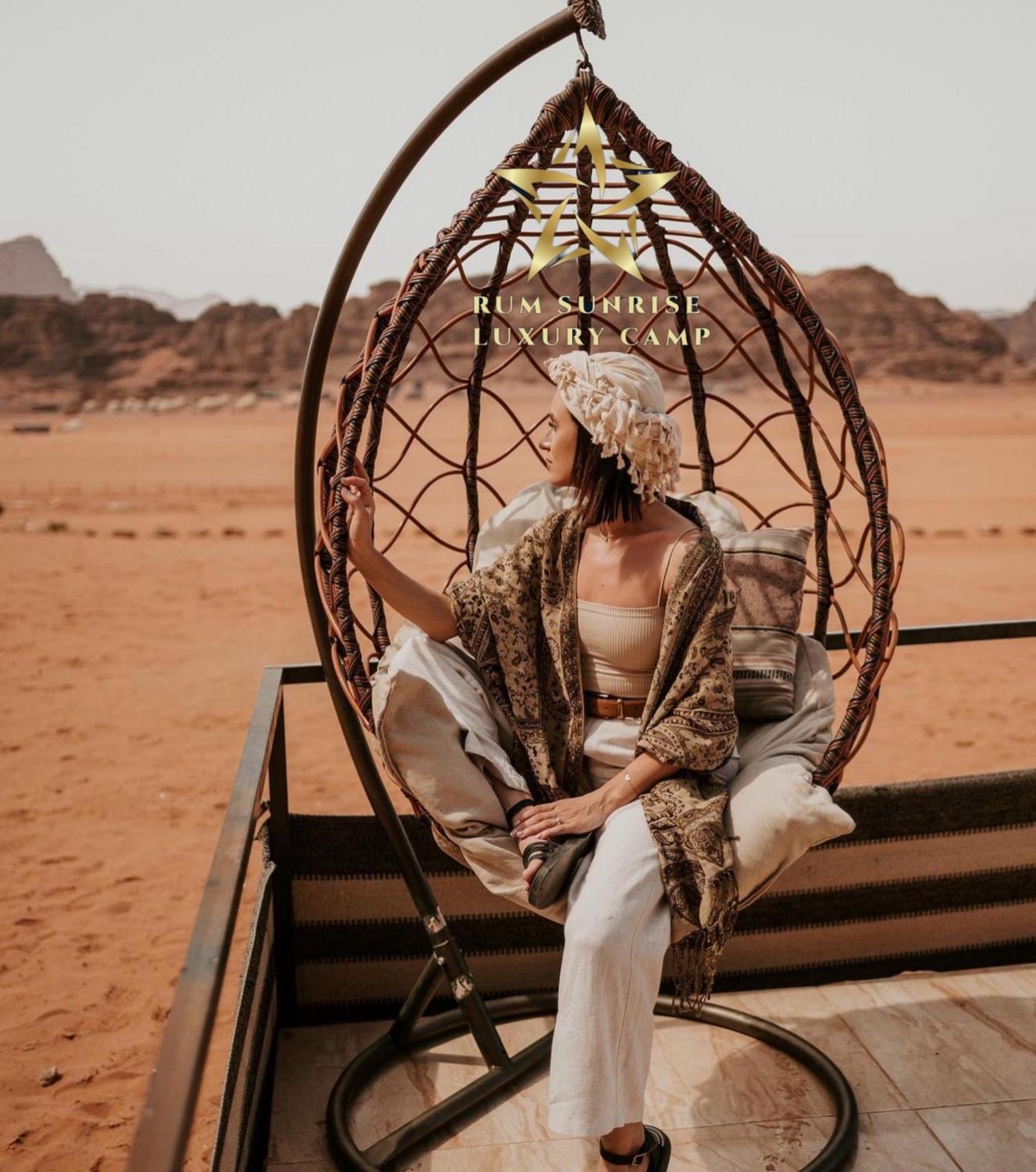 Rum Sunrlse Luxury Camp Wadi Rum Esterno foto