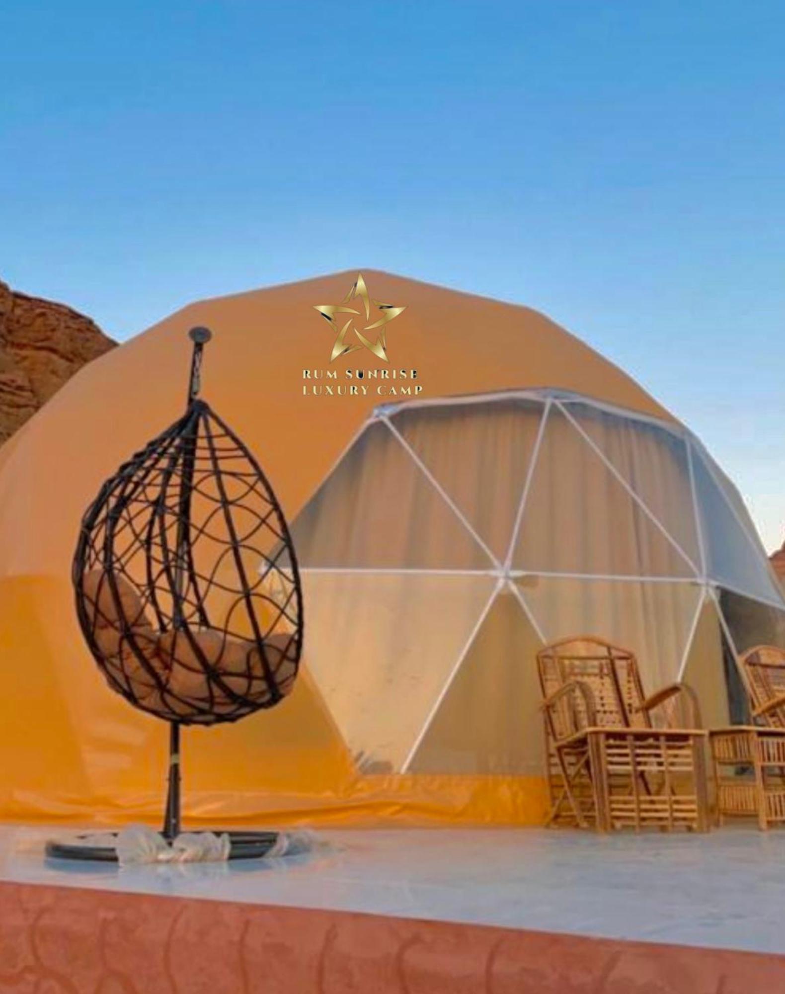 Rum Sunrlse Luxury Camp Wadi Rum Esterno foto