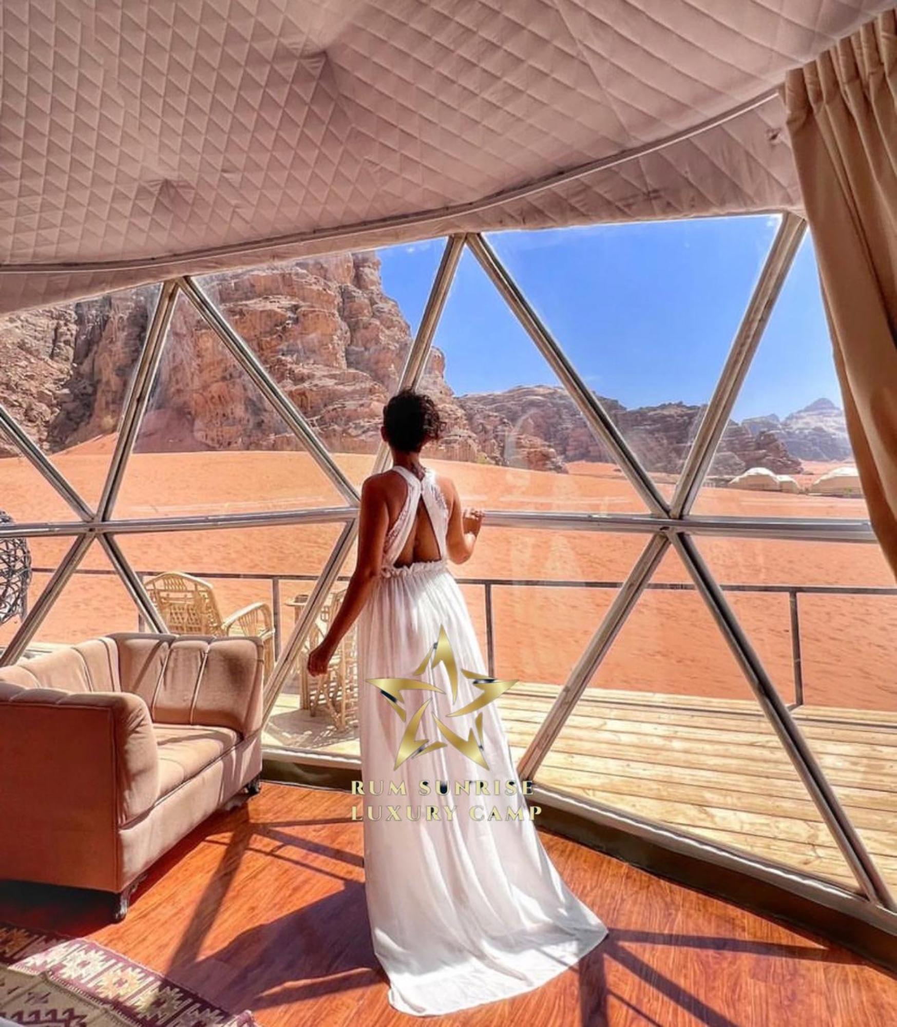 Rum Sunrlse Luxury Camp Wadi Rum Esterno foto